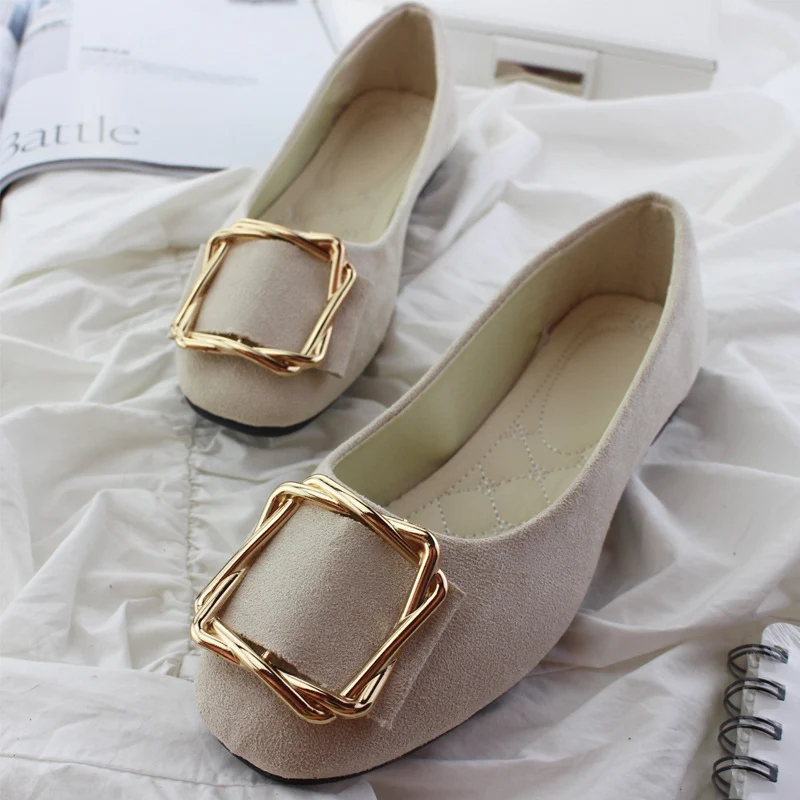Ballerines femme confortables, grande taille, boucle carrée et bout carré, pour un confort optimal et un style élégant au quotidien.