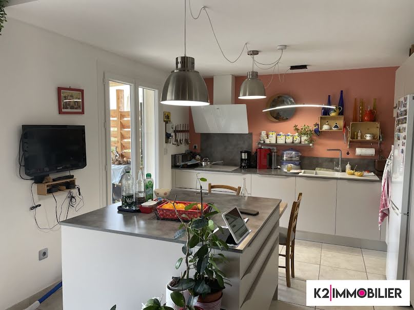 Vente villa 4 pièces 100 m² à Montelimar (26200), 282 000 €