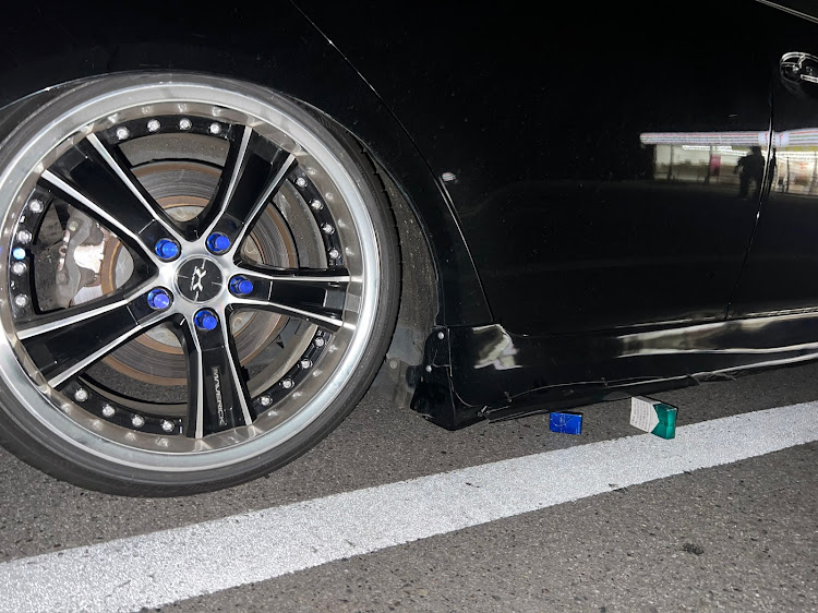 マークXの車高調整・車高ダウン・車高の低さは知能の低さ・じゃあ車高高いやつは知能高いのかって笑・７月もよろしくお願いいたしますに関するカスタム事例の投稿画像3枚目