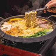 玉豆腐韓式料理(家樂福愛河店)