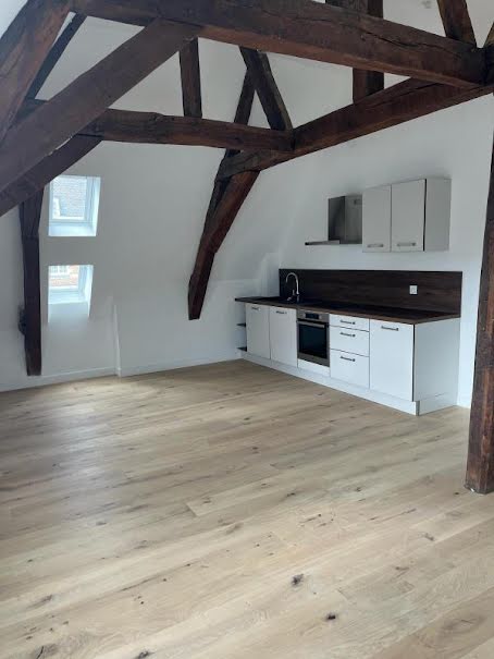 Location  appartement 3 pièces 64 m² à Douai (59500), 840 €