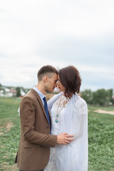 Wedding photographer Slava Peresvet (slavaperesvet). Photo of 12 February 2016