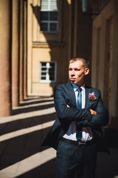 Fotógrafo de bodas Elena Volkova (mishlena). Foto del 6 de noviembre 2015