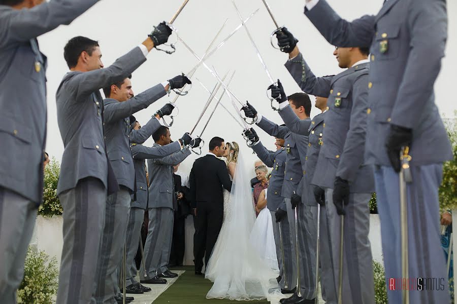 Fotograful de nuntă Rodrigo Santus (rodrigosantus). Fotografia din 11 mai 2020