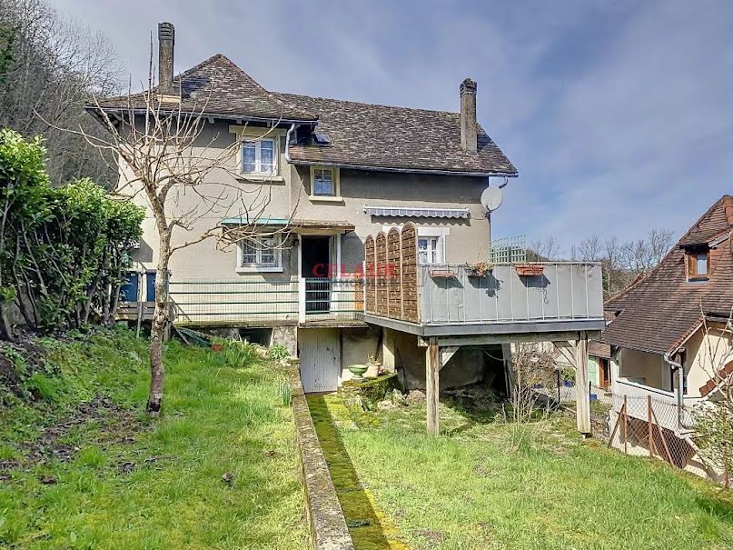 Vente maison 5 pièces 92 m² à Beaulieu-sur-Dordogne (19120), 129 000 €