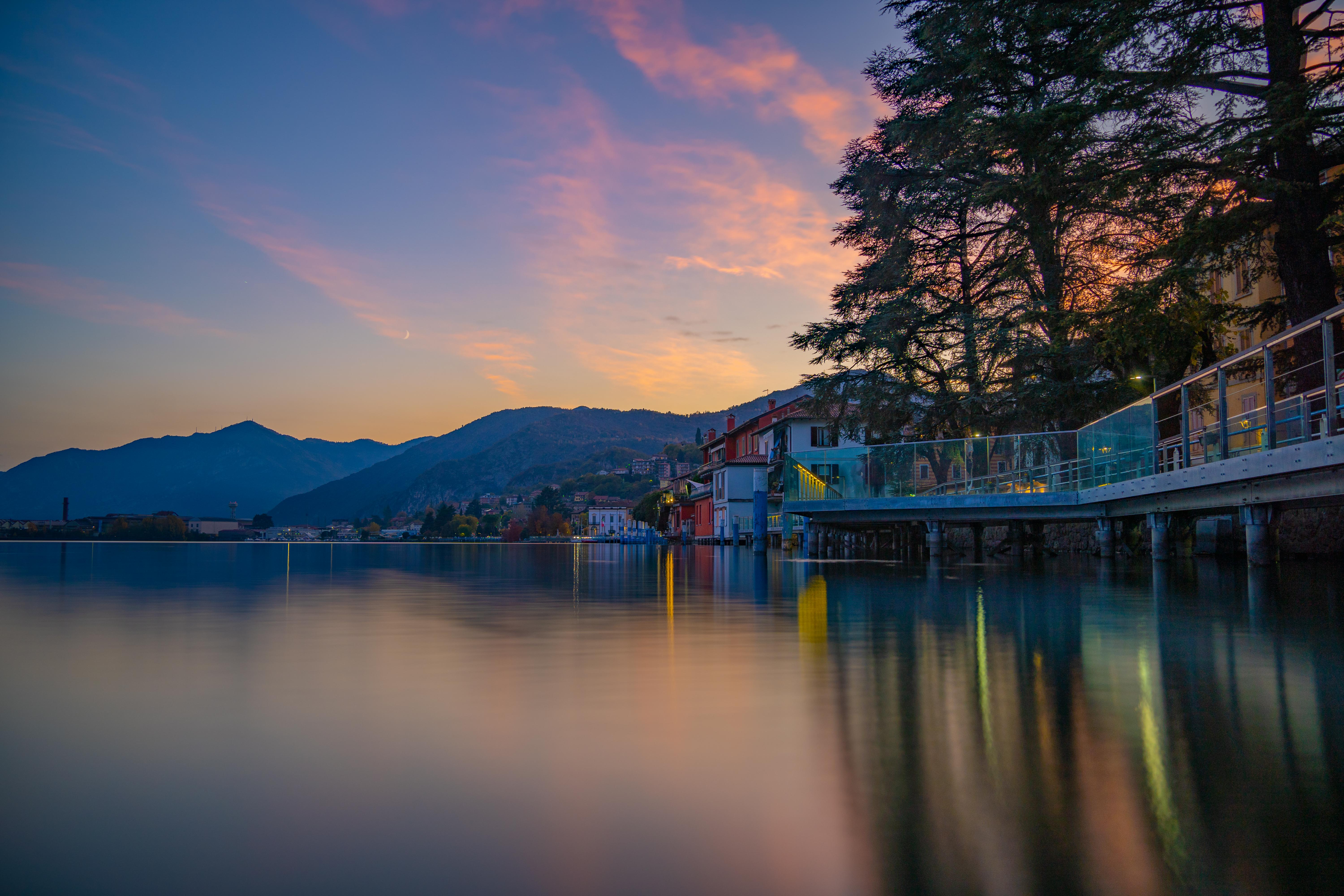 tramonto sul lago di claudio_