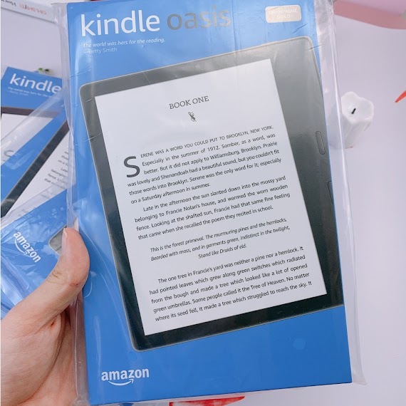 Máy Đọc Sách Kindle Oasis 3 32Gb Màu Champagne Gold Có Đèn Vàng