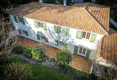 House with terrace 2