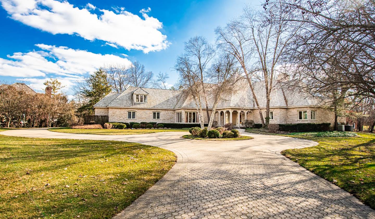 House with pool North Barrington