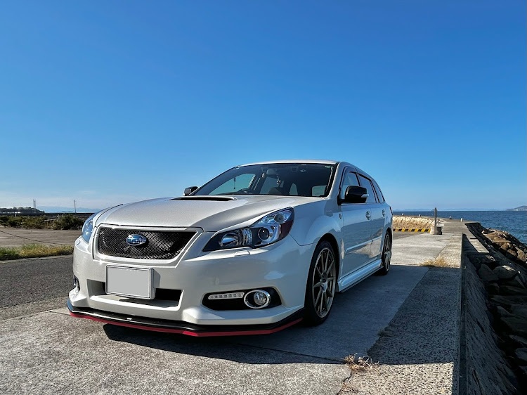 レガシィツーリングワゴンの顔面アップ選手権・洗車後ドライブ・海沿いドライブ・箕浦漁港・プロドライブGCー0100Sに関するカスタム事例の投稿画像1枚目