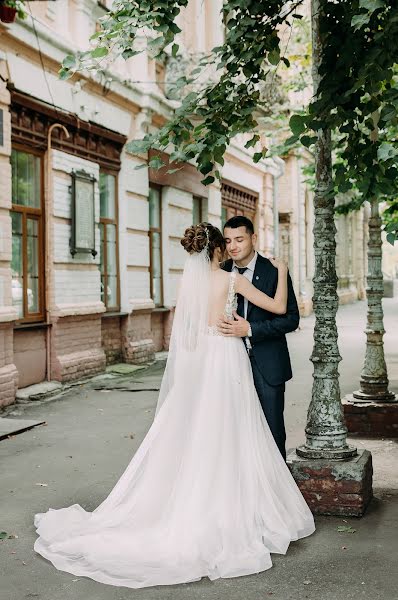 Fotógrafo de casamento Alena Danilyuk (alenadanyluk). Foto de 15 de outubro 2020