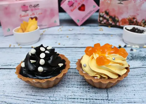 Mango Tart +chocolate Tart