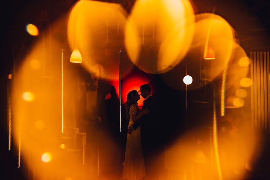 Fotografer pernikahan Adina Vulpe (jadoris). Foto tanggal 30 Agustus 2018
