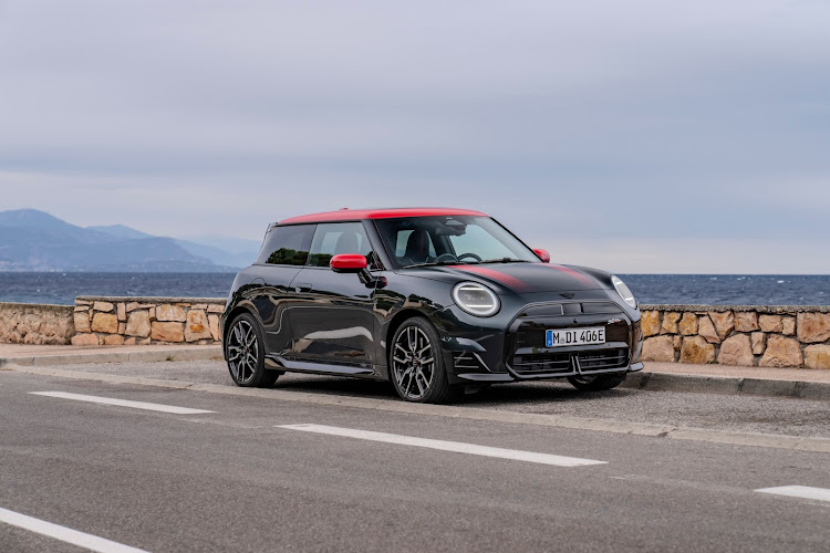 The John Cooper Works Trim package gives the Mini Cooper SE a lot more visual oomph.