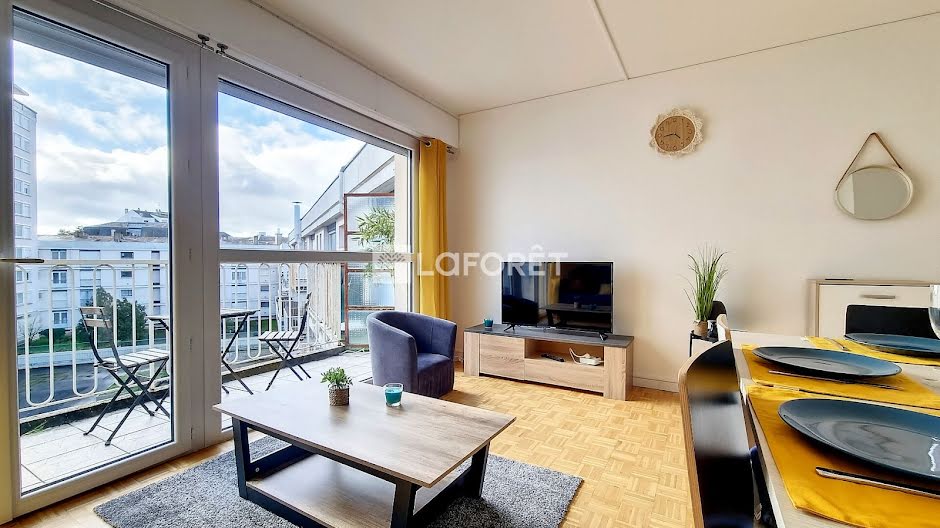 Location meublée appartement 2 pièces 26.45 m² à Angers (49000), 470 €