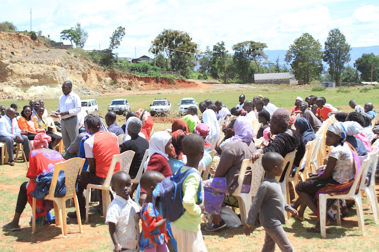 Residents turn up for a public participation forum at the stalled Kabarnet stadium in Baringo county on Monday