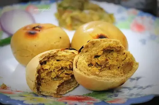 Fried Litti Chokha [4 Pieces]