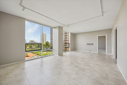 Apartment 4