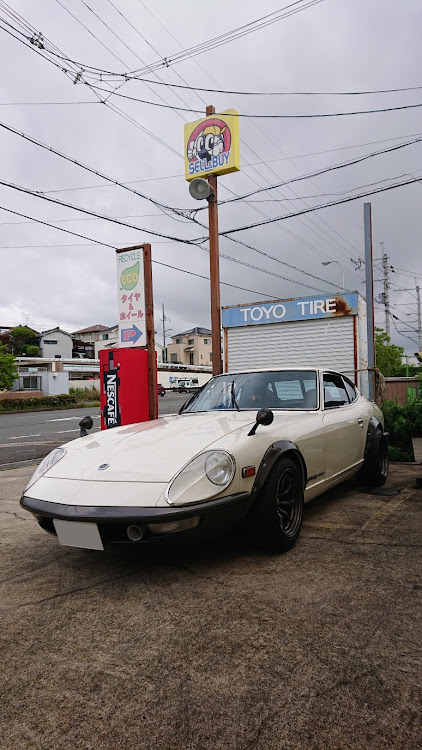 フェアレディZの本日もよろしくお願いします・愛車のある風景・s30z・240Zに関するカスタム事例の投稿画像1枚目