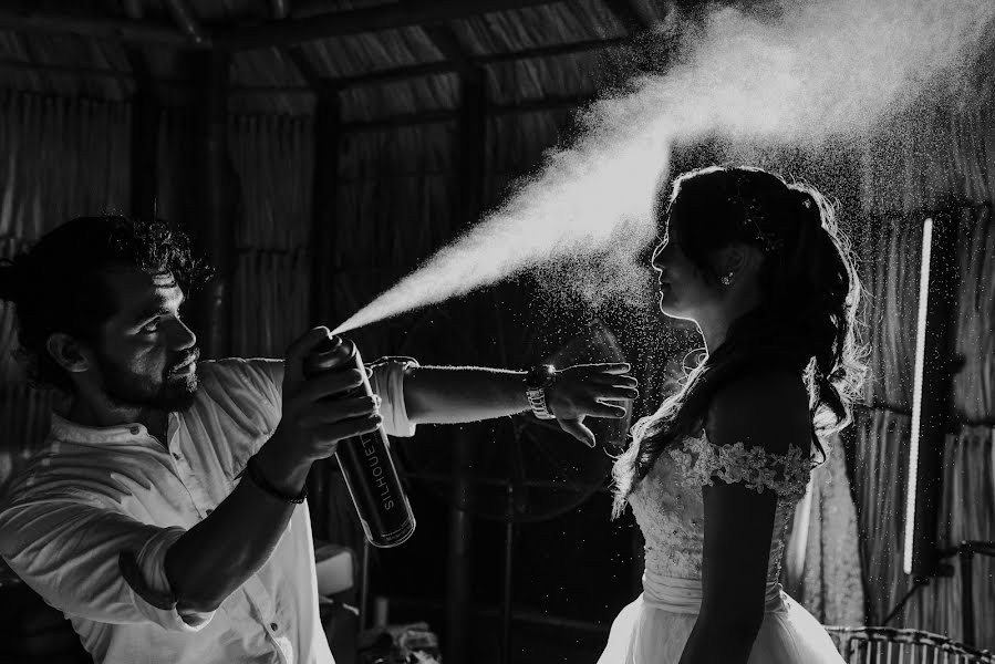 Vestuvių fotografas Jeyson Becerra (jeysonbecerra). Nuotrauka 2020 balandžio 25