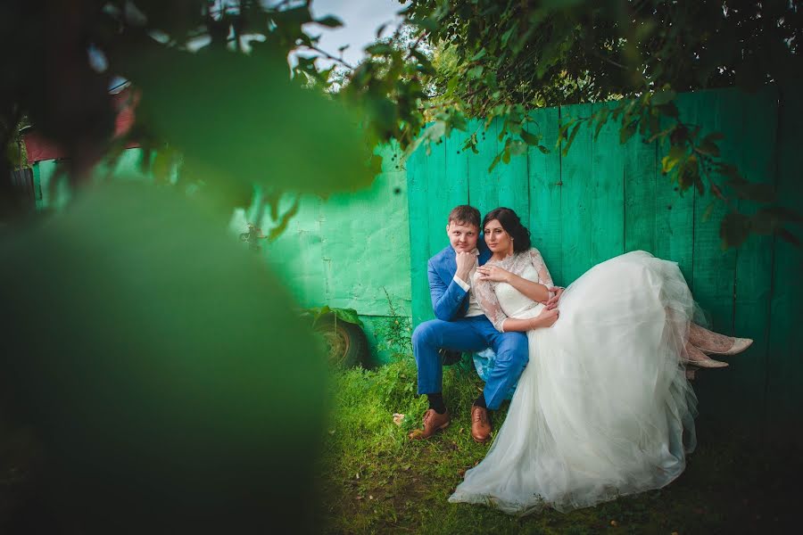 Fotógrafo de casamento Nadezhda Lebedeva (shadowsurgut). Foto de 22 de novembro 2014