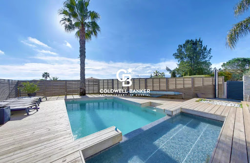 House with pool and terrace 3