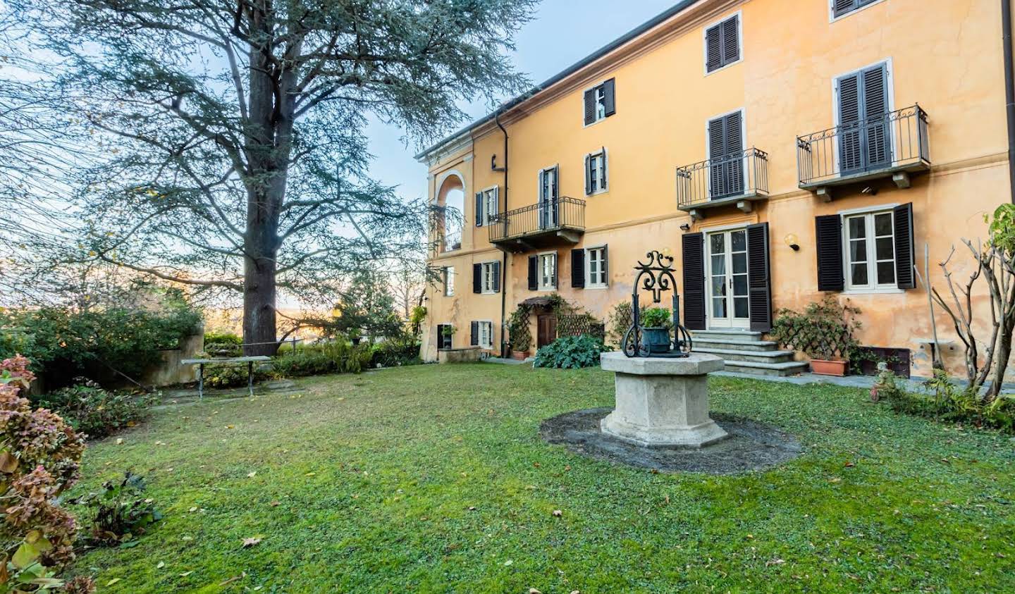 House with pool and garden San Mauro Torinese