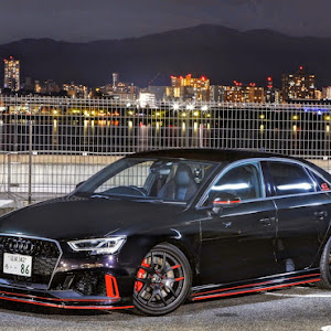 RS3 セダン