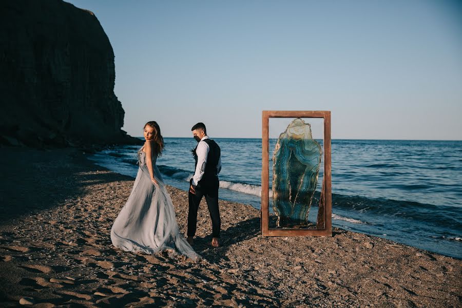 Fotógrafo de casamento Vitaliy Belov (beloff). Foto de 10 de agosto 2017