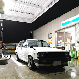 スターレット KP61