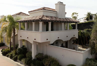 Apartment with pool 1