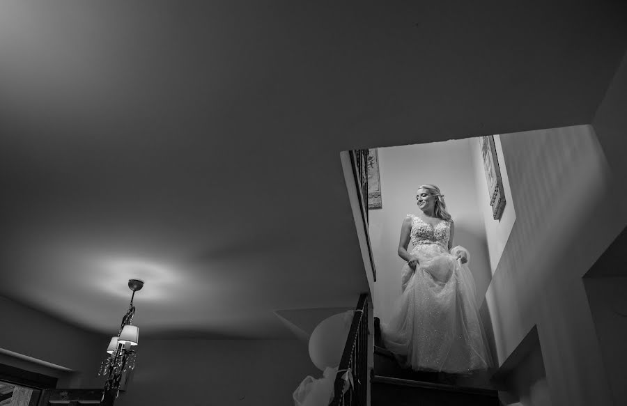 Fotografo di matrimoni Maria Theologitou (mtheolphoto). Foto del 5 aprile 2022