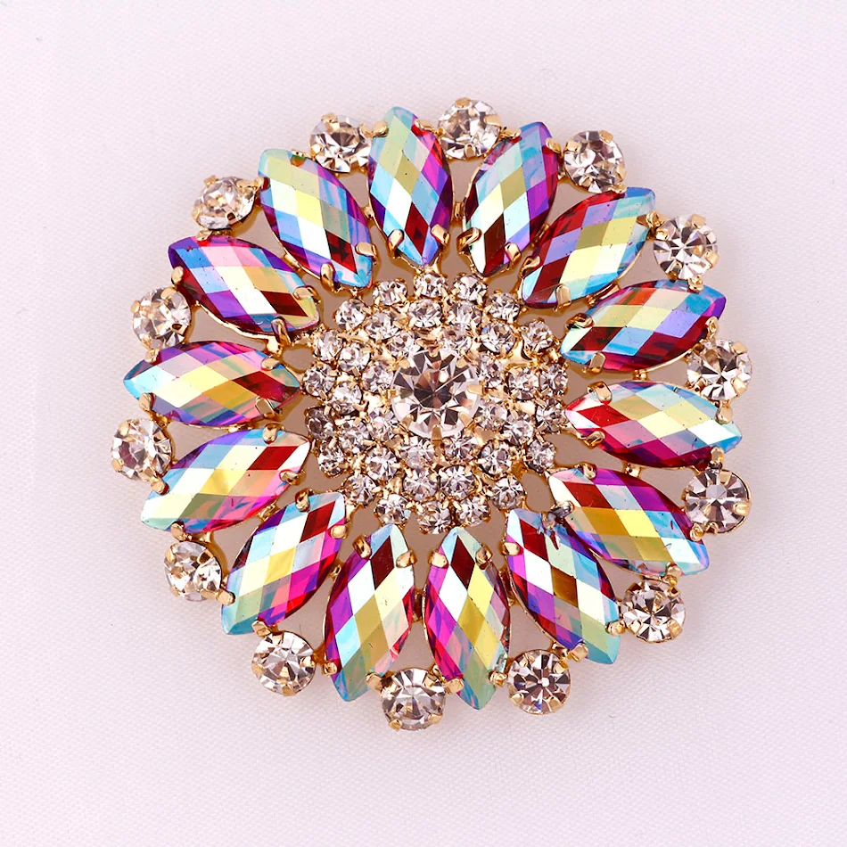 Enfeite DIY de girassol com strass grande e colorido para criar decorações vibrantes e personalizadas. Deixe sua casa mais charmosa!