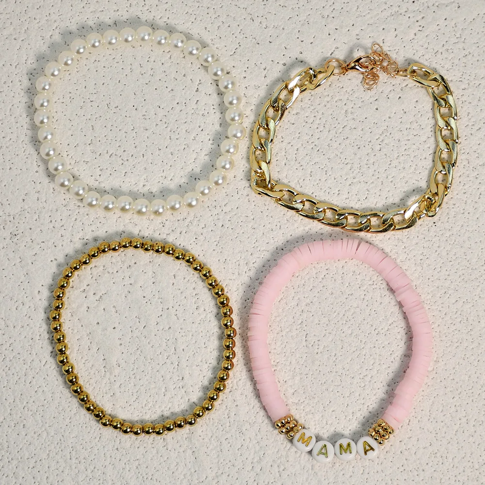 Title 8, Bracelet doré de style ethnique rétro avec lett...