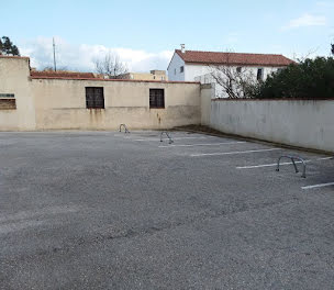 parking à Six-Fours-les-Plages (83)