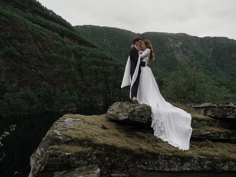 Fotógrafo de casamento Olga Galyant (olgagalyant). Foto de 25 de junho 2019