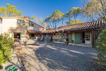 maison à Saint-Paul-en-Forêt (83)