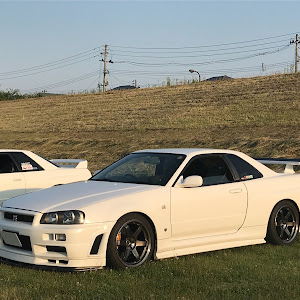 スカイライン GT-R BNR34
