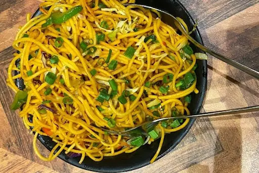 Veg Hakka Noodles