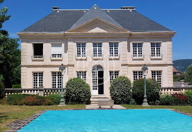 Maison avec piscine 2