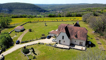 maison à Saint-Sulpice (46)