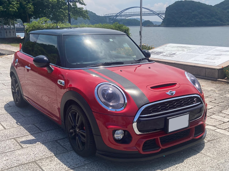 ミニクーパーSの海と愛車に関するカスタム事例の投稿画像1枚目