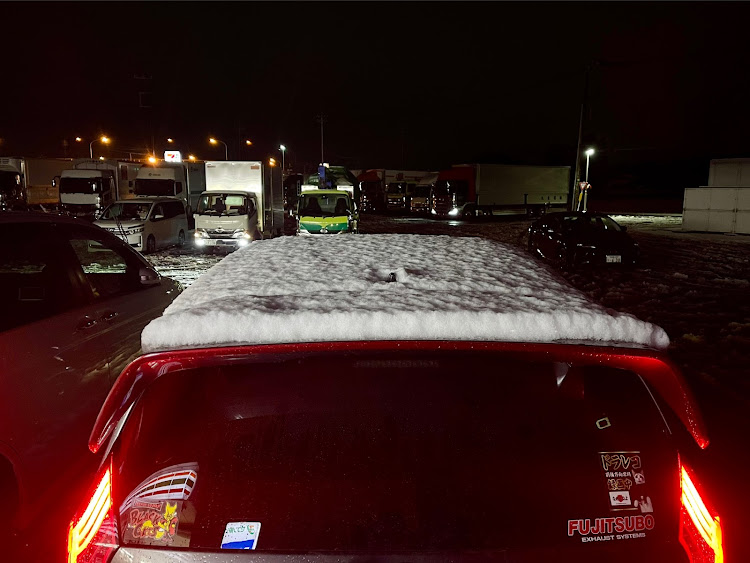 ノートの雪とコラボ・やっと洗車できた✨・スッキリ♪・週末もご安全に！・お尻好き❤️に関するカスタム事例の投稿画像4枚目