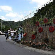 望龍埤花田村湖畔咖啡