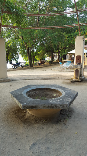 The Dry Fountain