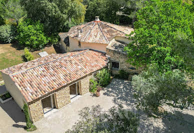 House with pool and garden 2