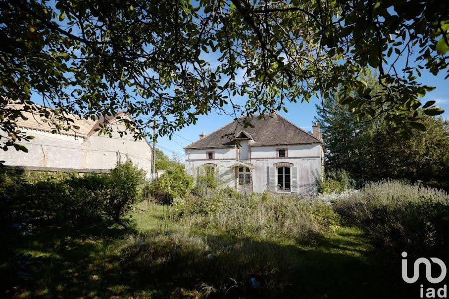 Vente maison 3 pièces 92 m² à Villethierry (89140), 155 000 €