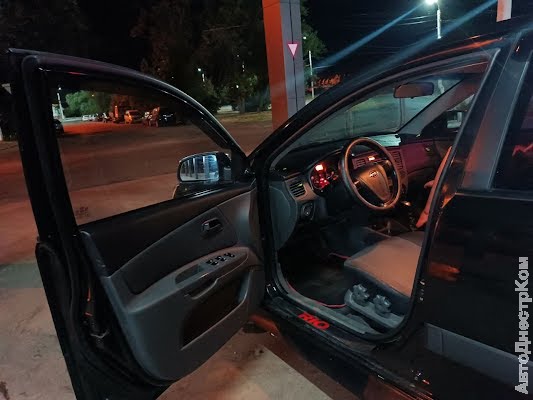 продам авто Kia Rio Rio II Hatchback фото 2
