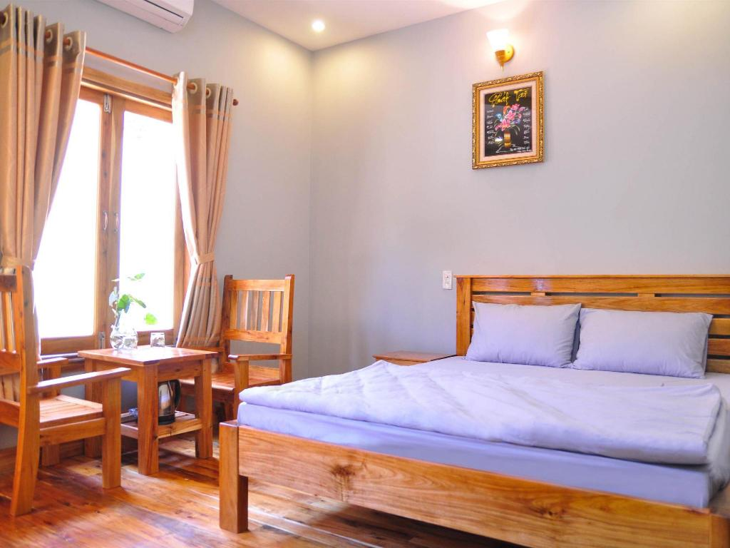 Lien Tho Guesthouse với cách bày trí phòng ốc xinh xắn, tiện nghi luôn là địa điểm lưu trú bình dân được du khách yêu thích và lựa chọn