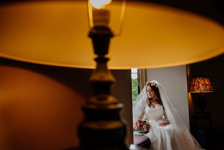 Wedding photographer Fiona Walsh (fionawalsh). Photo of 3 October 2017